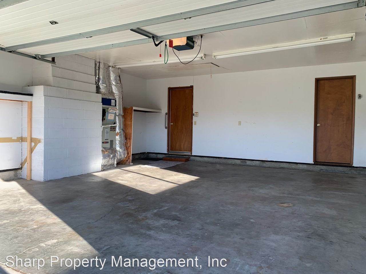 1614 Florence Ave - Photo 3 of 18