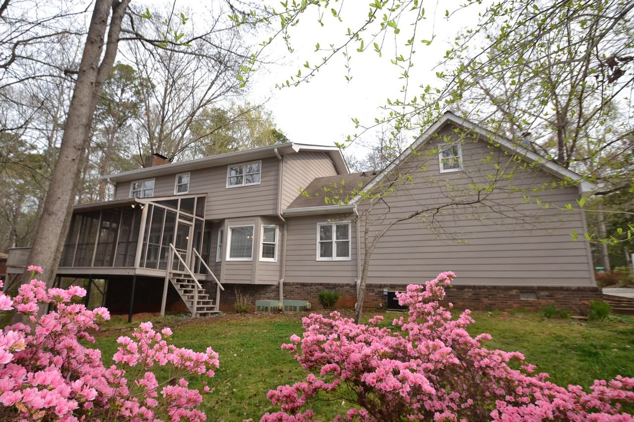 1760 Deer Run Dr SW - Photo 2 of 2