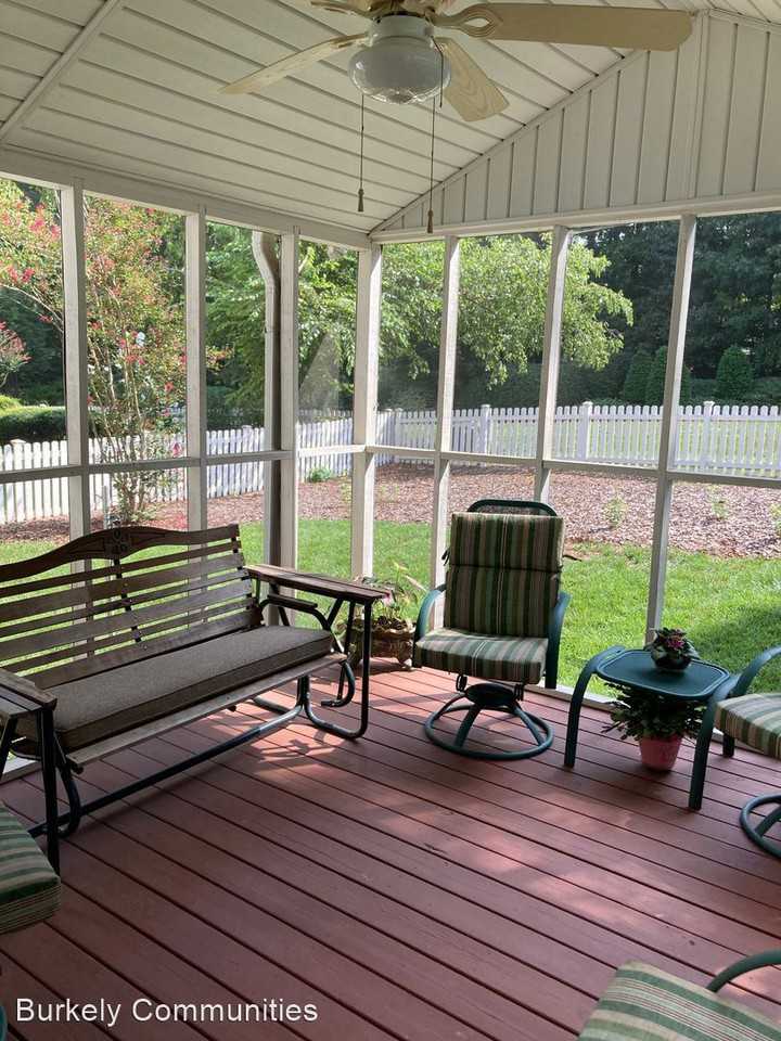 316 Turnstone Cir - Photo 3 of 12