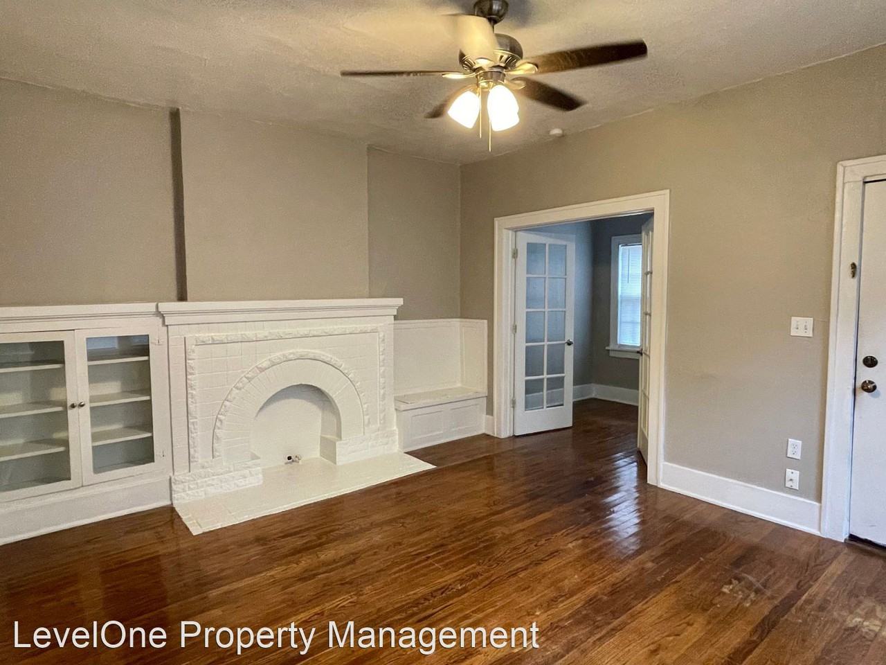 2609 N Shartel Ave - Photo 2 of 9