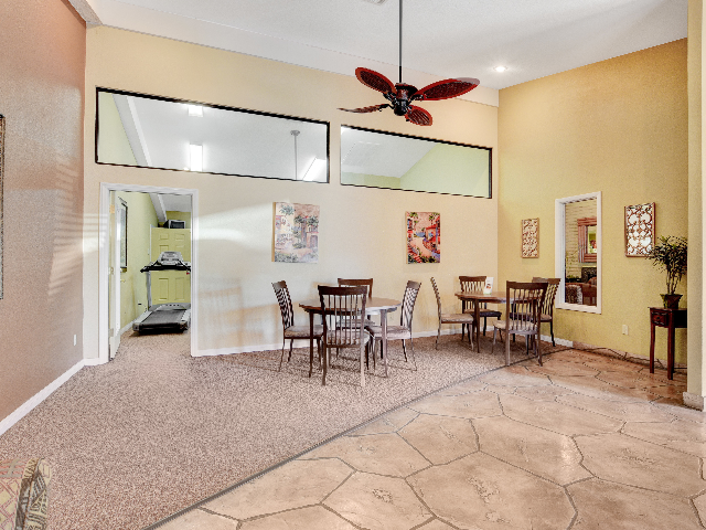 Bossa Nova - Photo 3 of 42