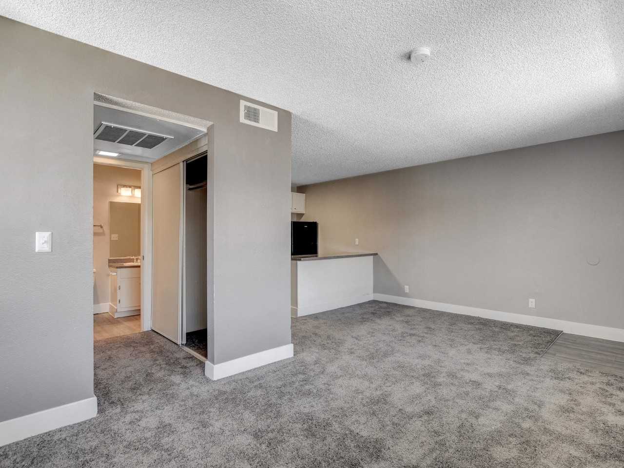 Park 80 - Photo 7 of 43