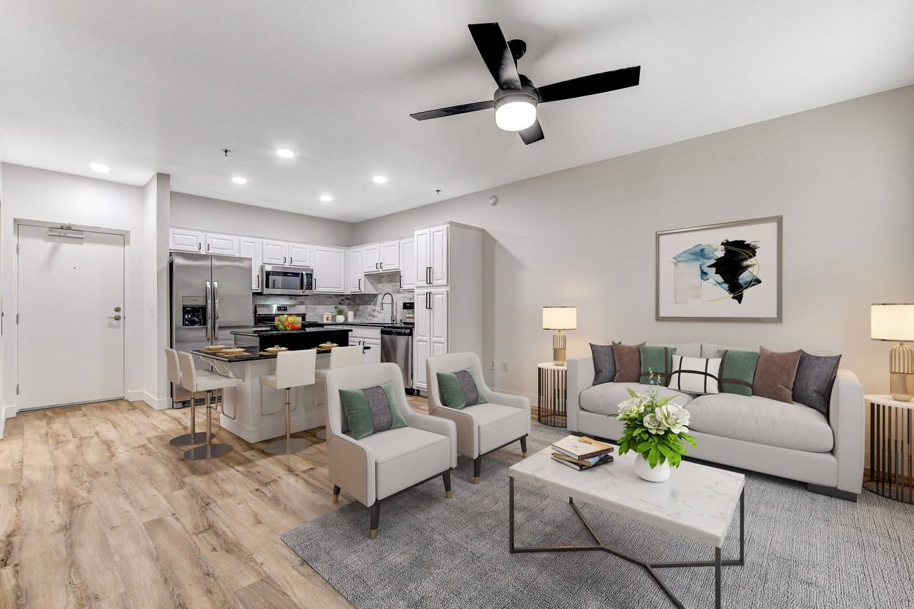 Las Vegas Grand - Photo 2 of 50