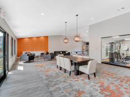 featured image of 901 Brush St