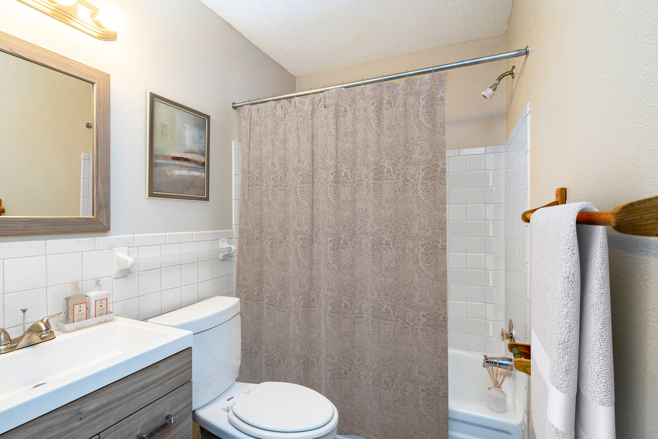 Jackman Grove - Photo 5 of 35