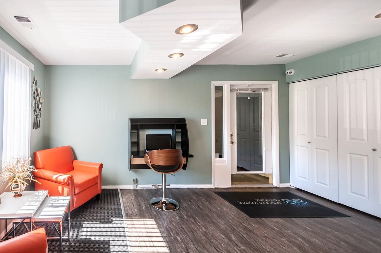 Crescent Pointe - Photo 4 of 25