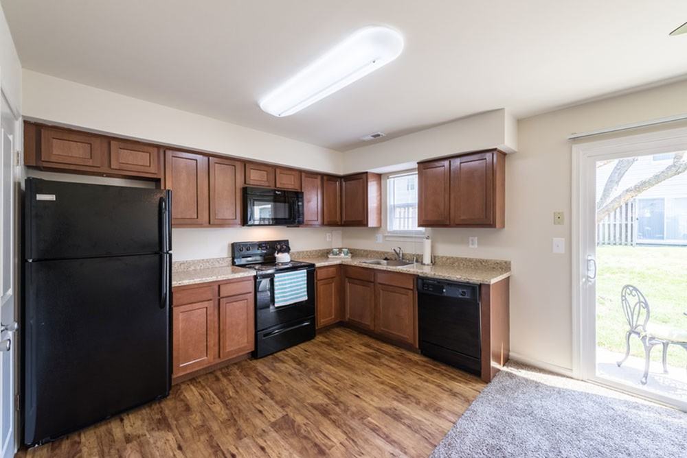 The Pointe at Harpers Mill - Photo 2 of 23