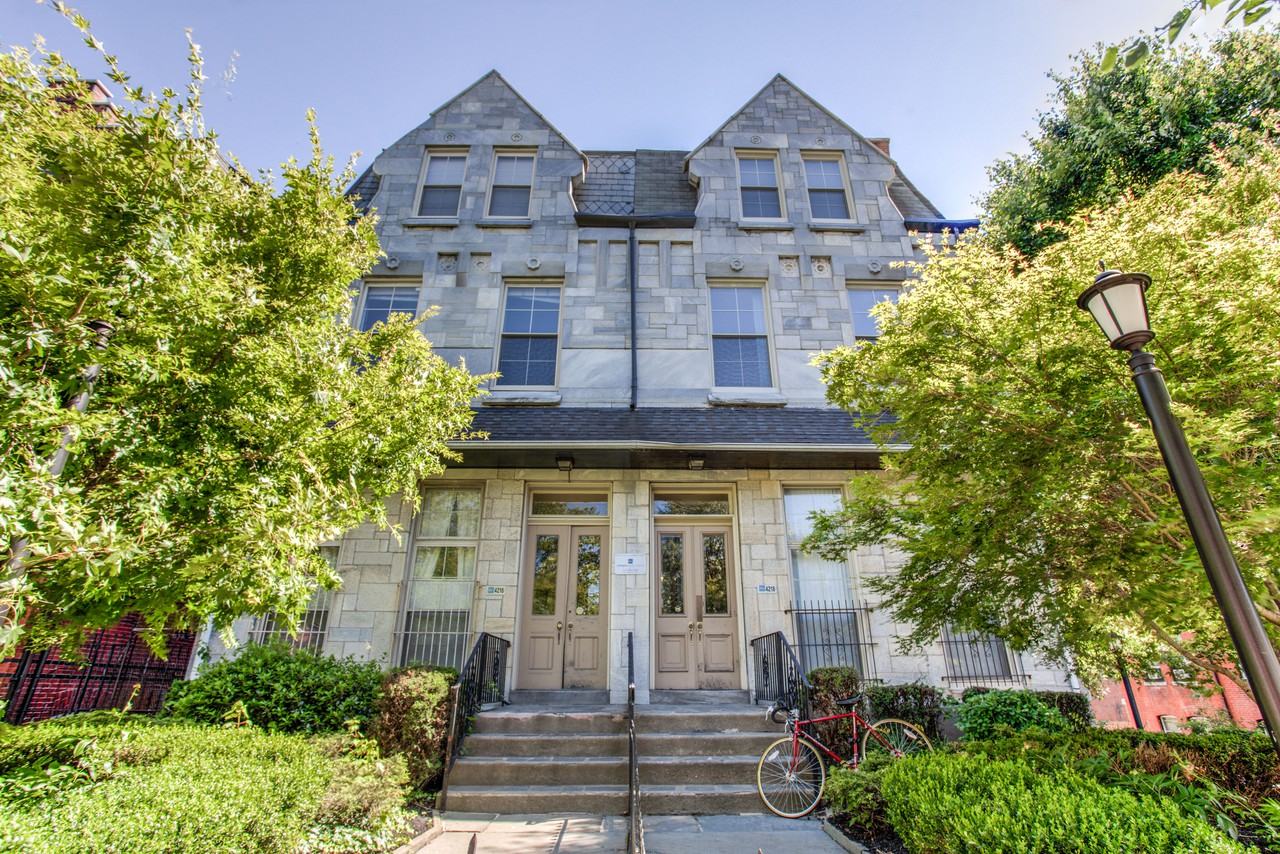 Campus Apartments - Photo 3 of 3