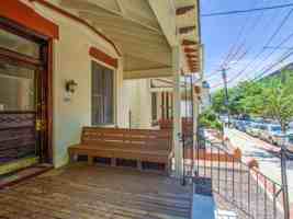 featured image of 239 S 41st St