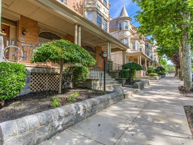 Campus Apartments - Photo 3 of 6