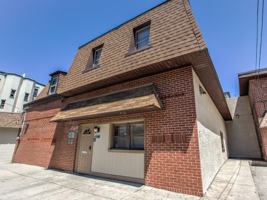 featured image of 4035 Chancellor St