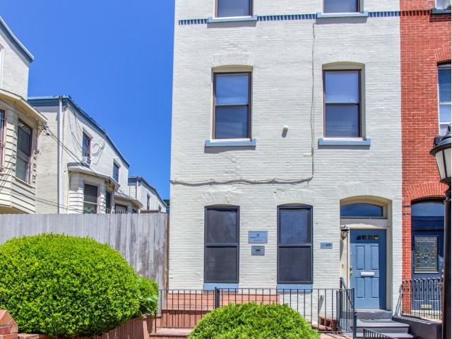 Campus Apartments - Photo 2 of 3