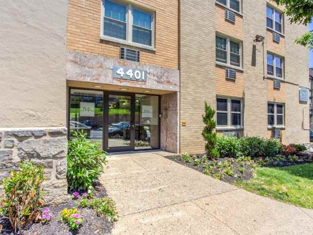 Campus Apartments - Photo 3 of 10