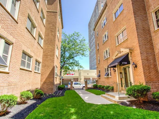 Campus Apartments - Photo 2 of 11