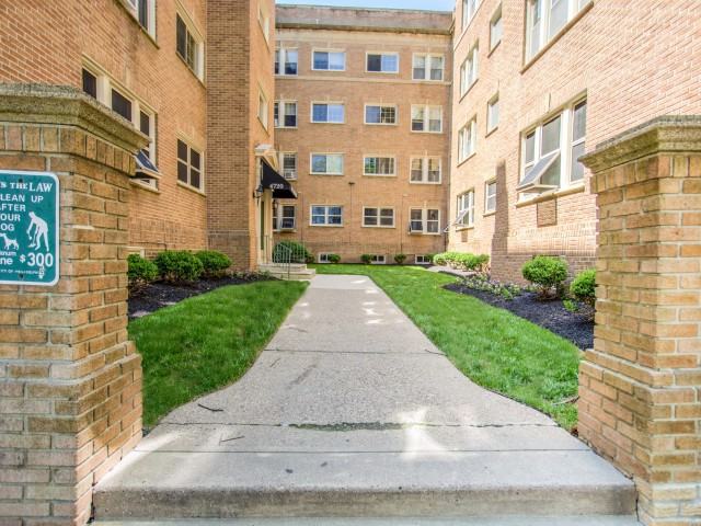 Campus Apartments - Photo 6 of 11