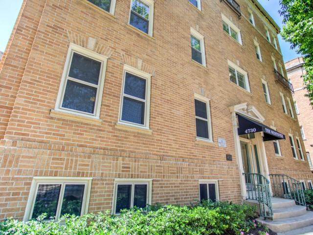 Campus Apartments - Photo 4 of 21