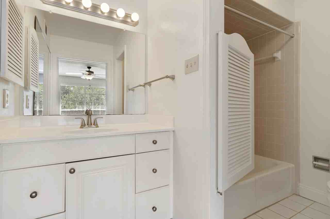 Ole Towne - Photo 7 of 37