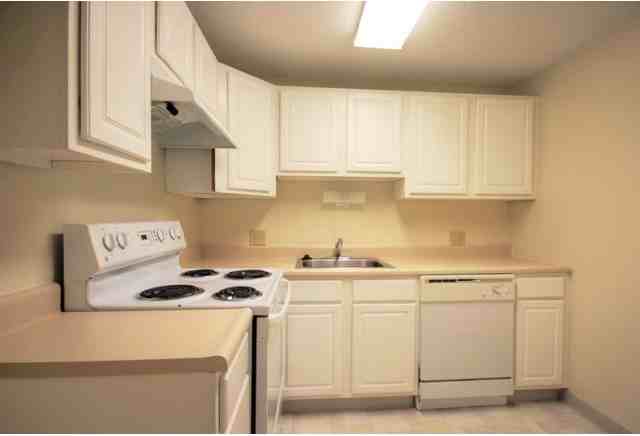 COHASSET PLACE - Photo 2 of 10