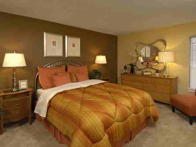 Glen Oaks Apartments - Photo 7 of 41