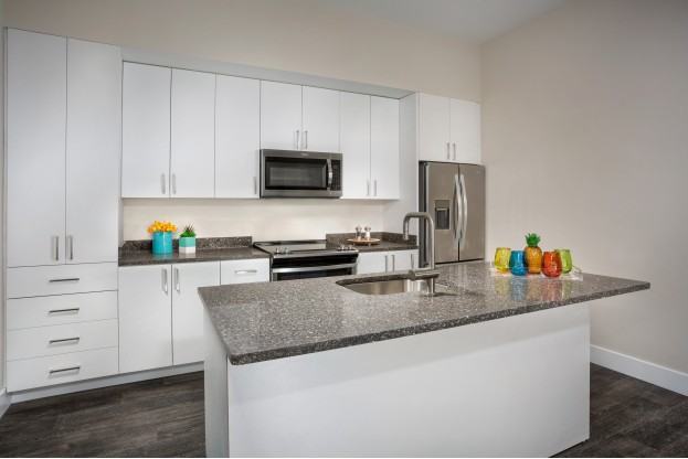 2Hopkins Apts - Photo 6 of 37