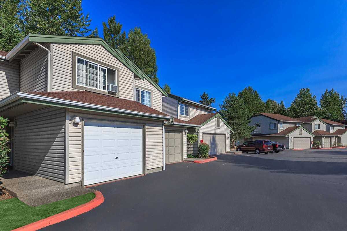 Meridian Green Townhomes Apartments 11305 Se Kent Kangley Rd, Kent