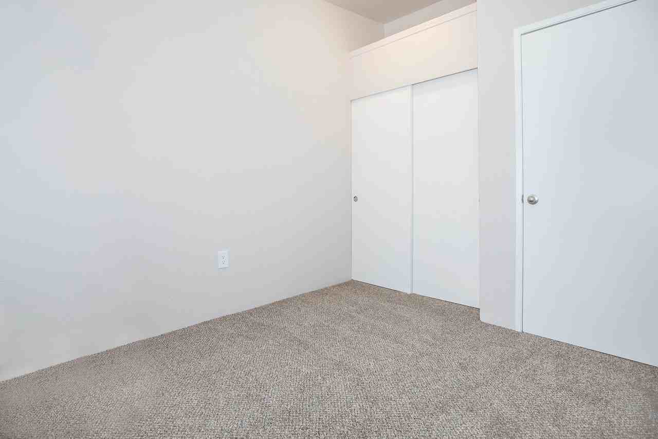 Meridian Green Townhomes - Photo 2 of 41