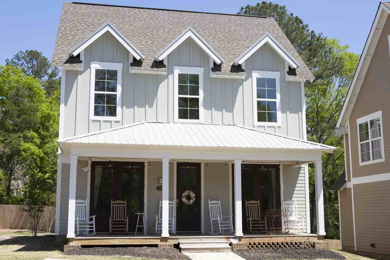 Traditions Townhomes | Student Housing - Photo 3 of 23