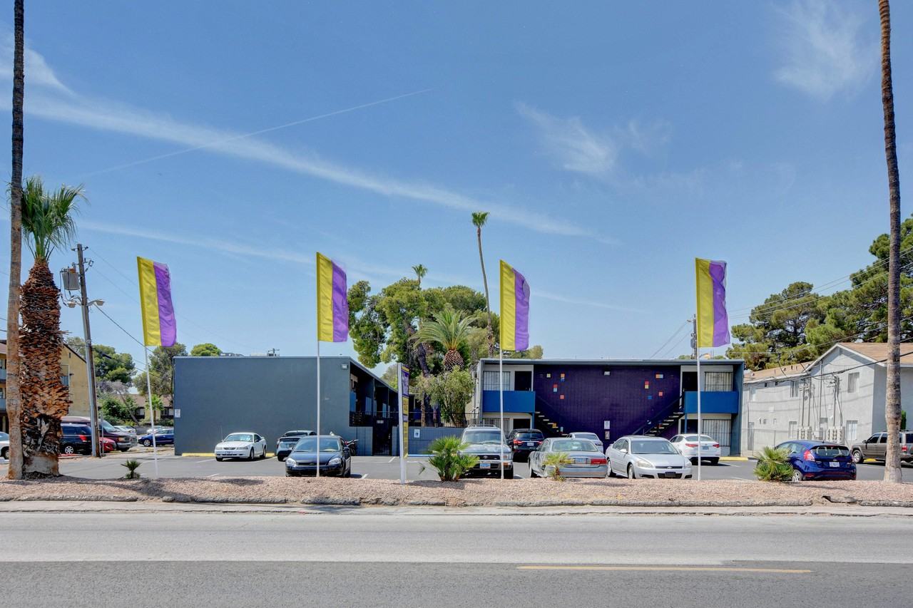 French Quarter - Photo 2 of 50