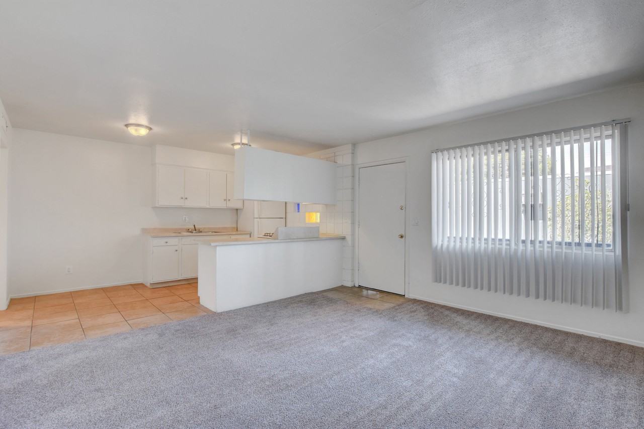 French Quarter - Photo 3 of 50