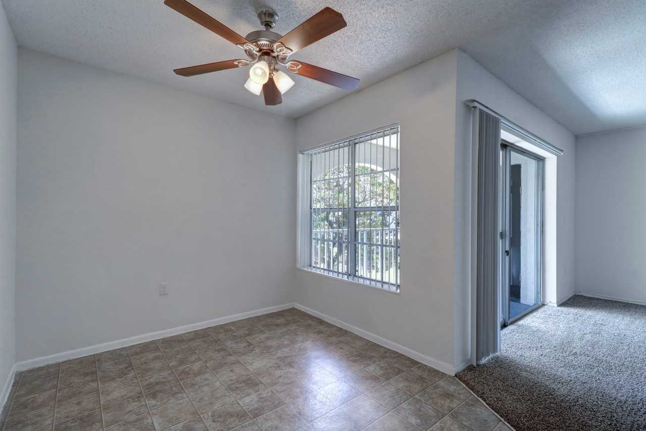 Royal Breeze Apartments - Photo 7 of 54