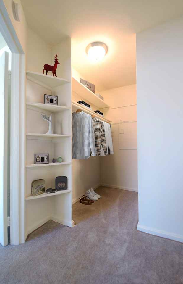 Oakland Apartments - Photo 3 of 37