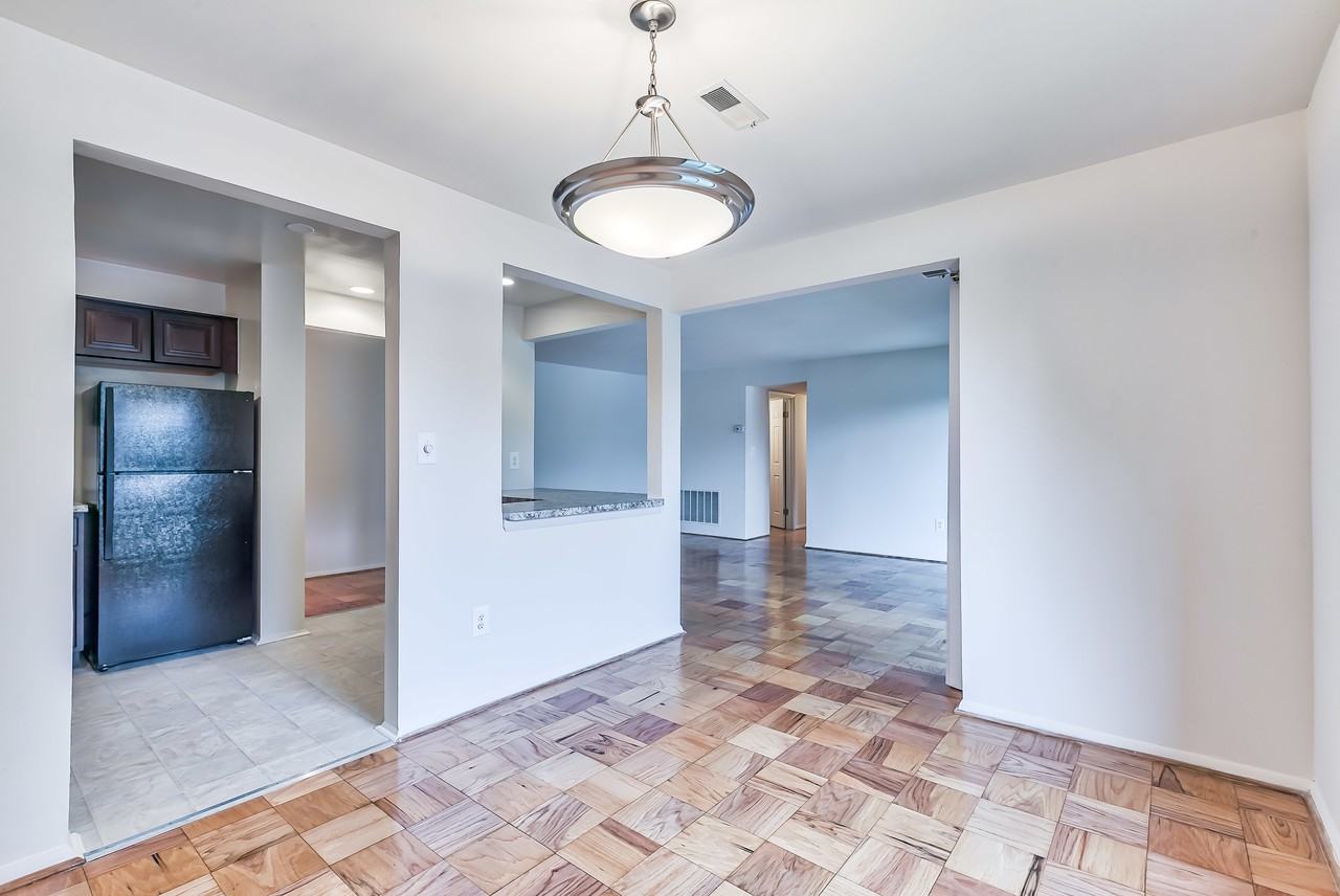 Caton House - Photo 4 of 13