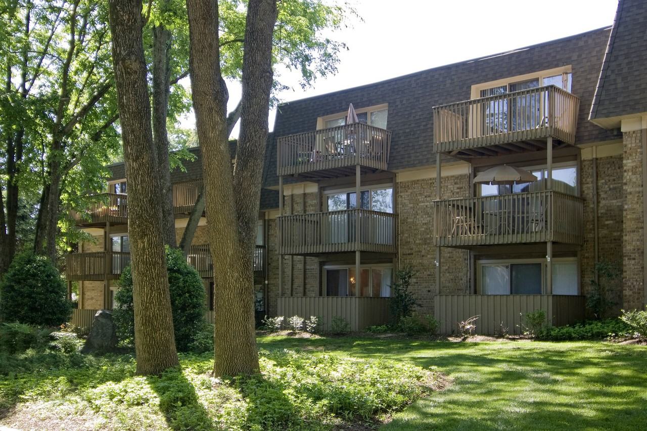 Hamlet West - Photo 7 of 15