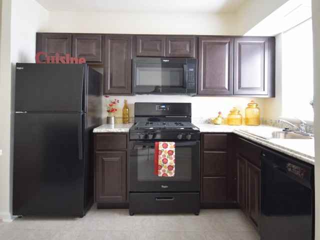 Lynn Hill - Photo 2 of 24