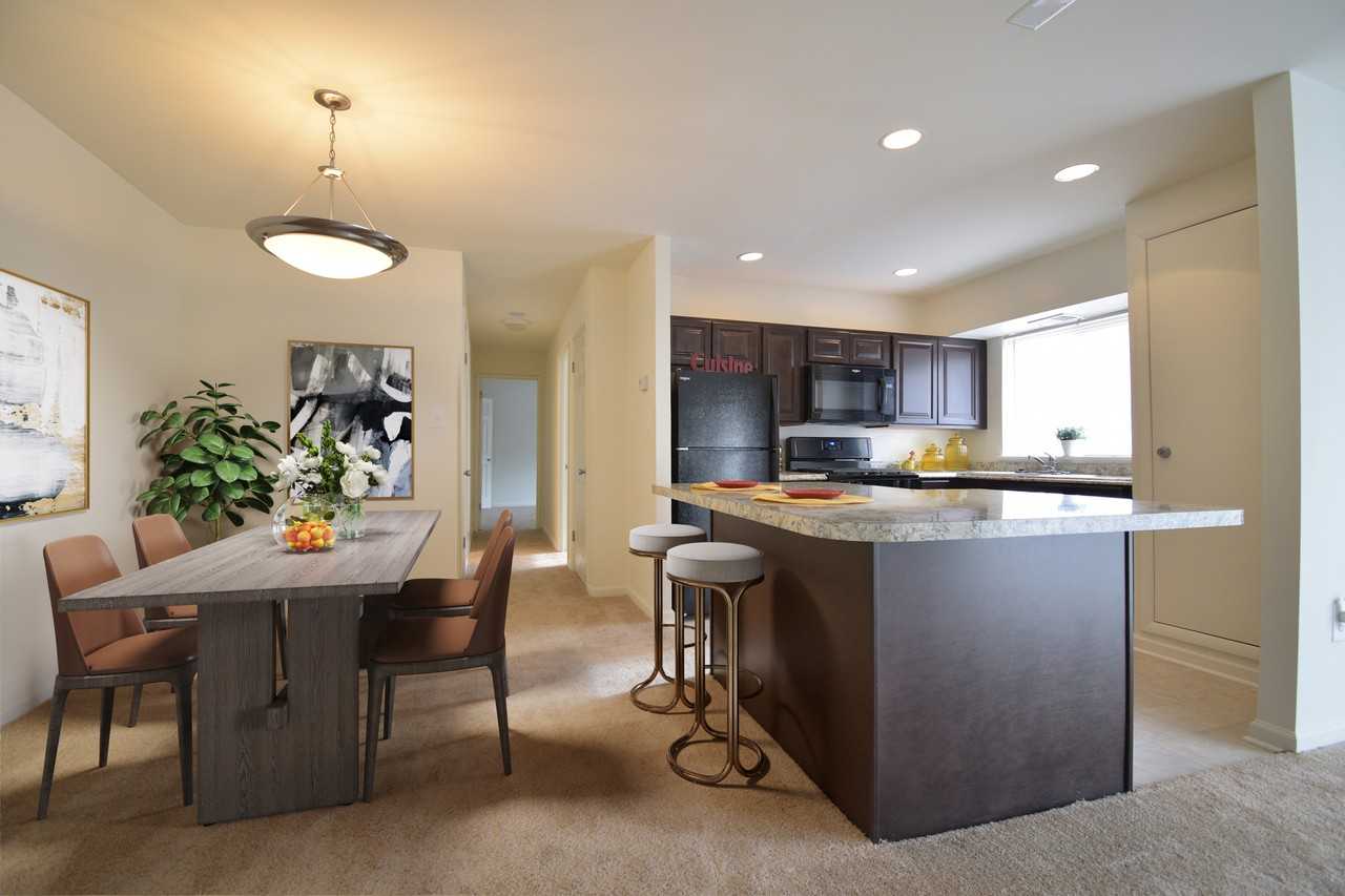 Lynn Hill - Photo 5 of 24