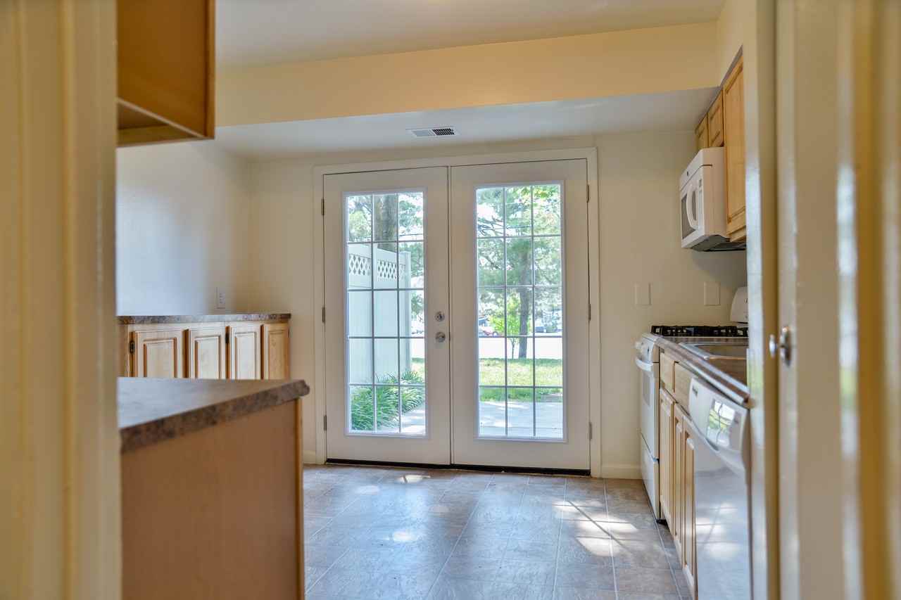 Potomac Commons - Photo 2 of 16