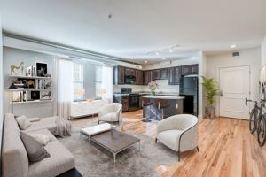 featured image of 106 W University Pkwy