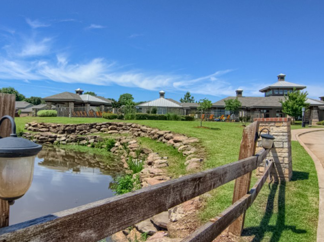 Tradan Heights - Photo 3 of 20