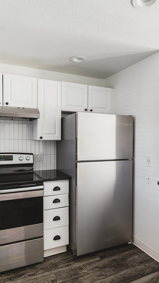 Alister Parx I - Photo 4 of 45