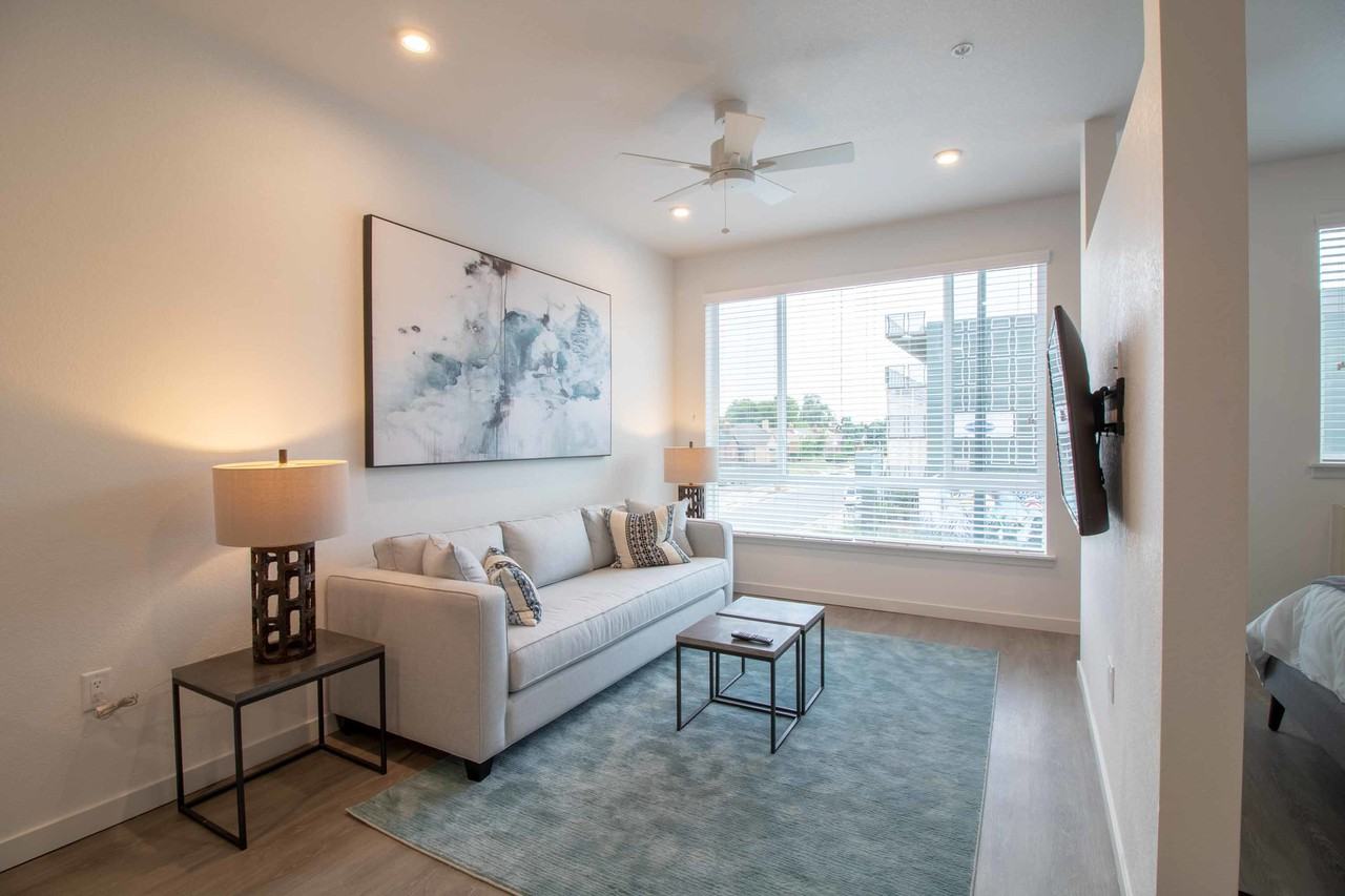 1515 Flats - Photo 7 of 50