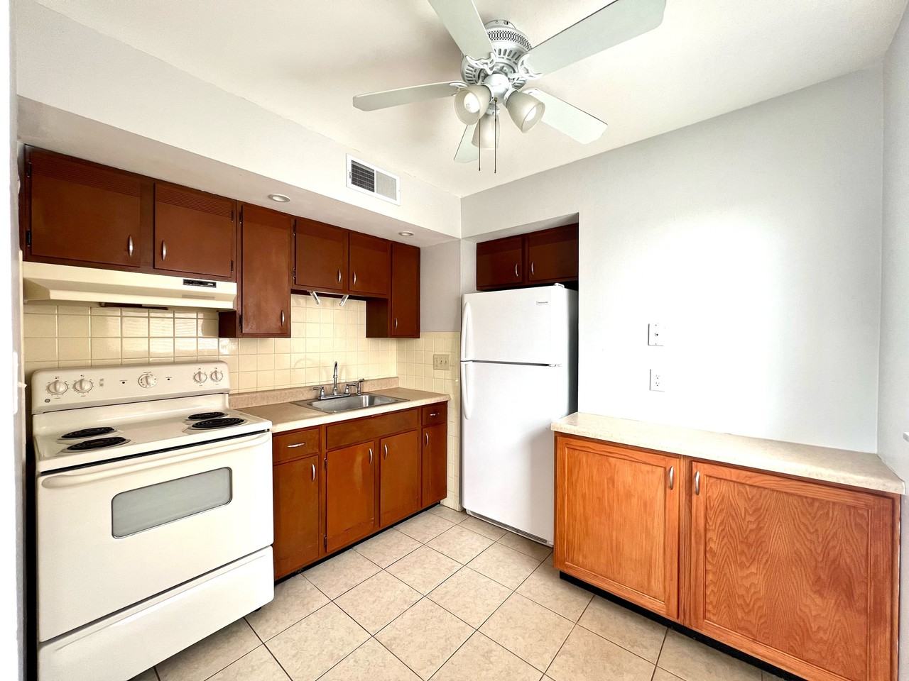 Residences at Germania - Photo 3 of 5