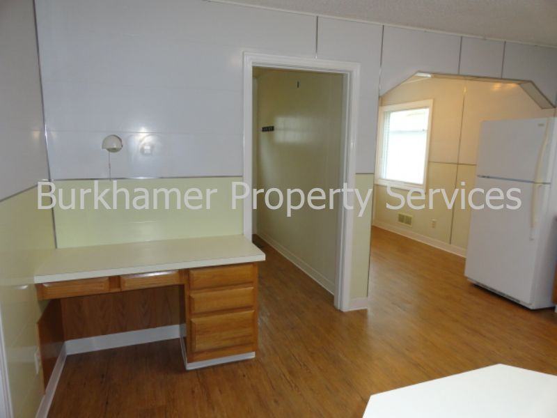 6700 Olympic Hwy #A - Photo 5 of 22