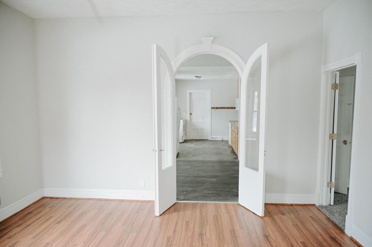 2441 Templeton St #1 - Photo 5 of 33