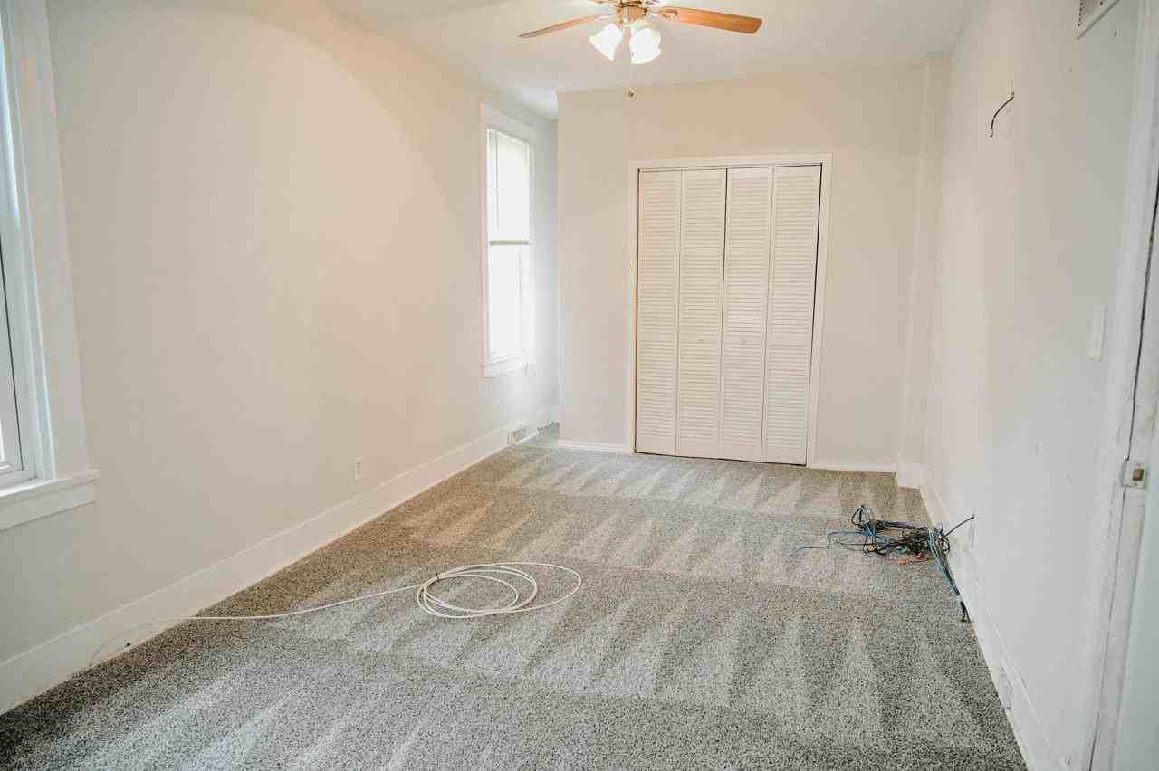 2441 Templeton St #1 - Photo 6 of 33