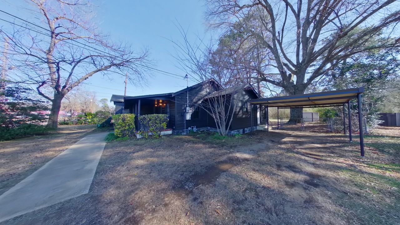 206 N Kenwood Rd #1 - Photo 3 of 30