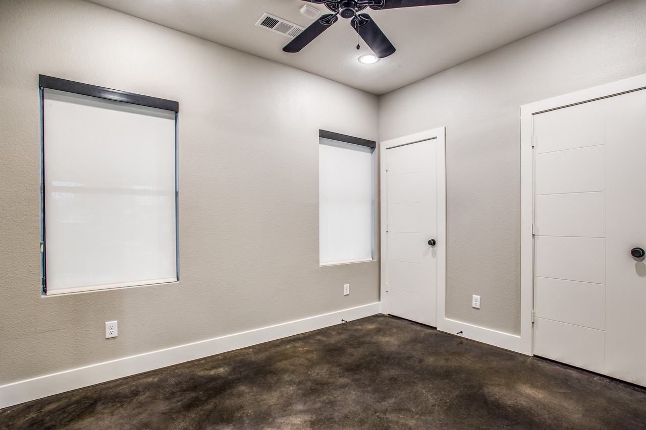 2720 W Devitt St - Photo 7 of 11