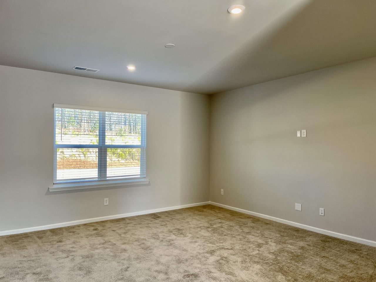 5899 Wheeler Ridge Rd #1 - Photo 5 of 25