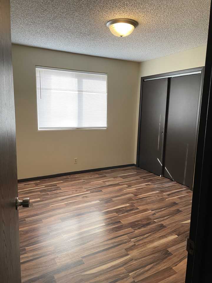 943 Garfield Street #6 - Photo 7 of 7