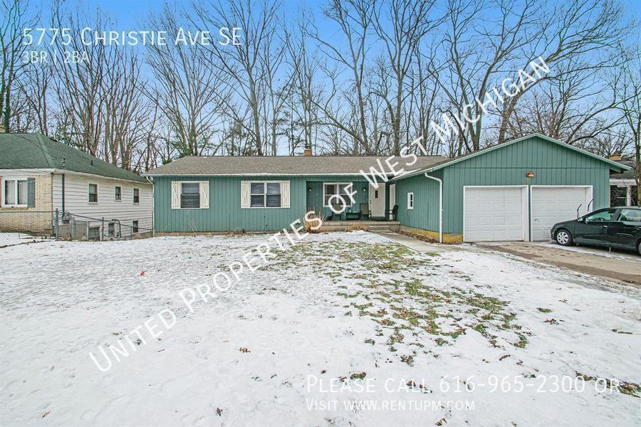 5775 Christie Ave Se, Kentwood, MI 49508 3 Bedroom Apartment for Rent PadMapper