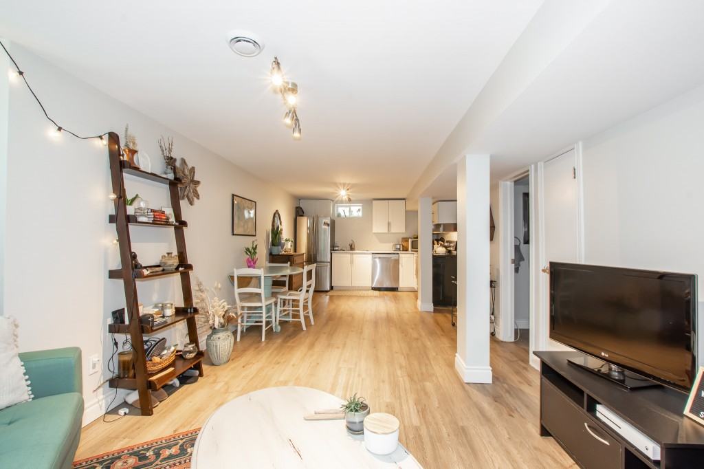 2 Oswald Avenue - Photo 2 of 13